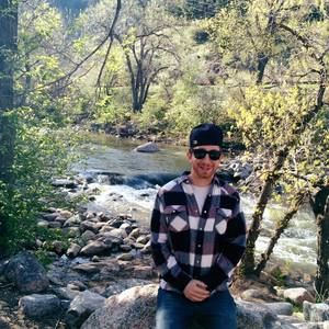 Meet your Posher, Avi